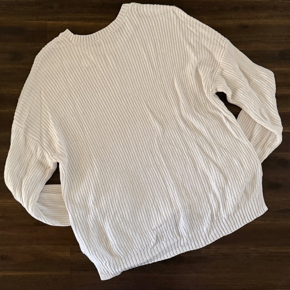 Hollister Cream White Knit Long Sleeve Sweater Large - Picture 8 of 11